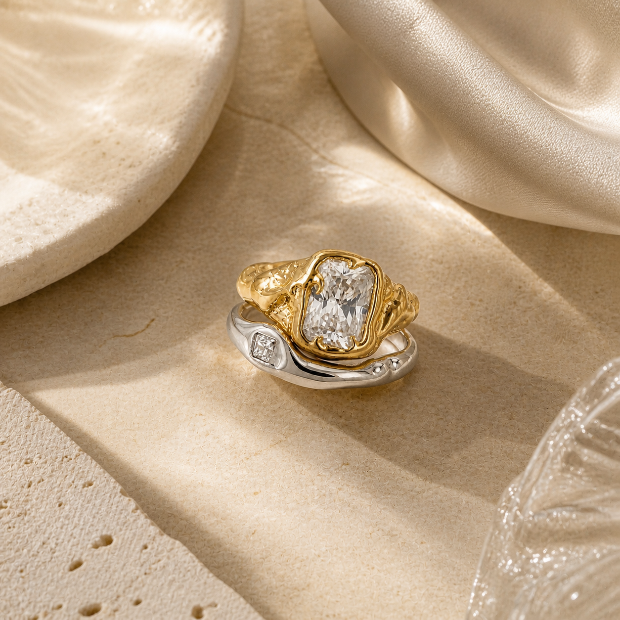 Heirloom Dual Toned Ring Set of 2